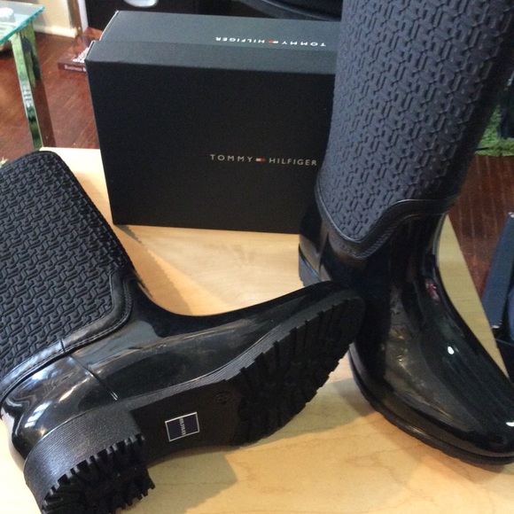 Boots - Picture 2 of 2